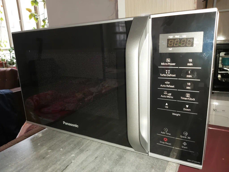 مایکروویو پاناسونیک مدل ST34